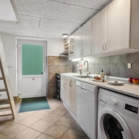 Amazing In With Kitchen *