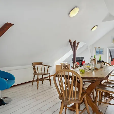 Amazing In With Kitchen